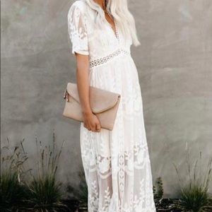 VICI COLLECTION FLORAL LACE MAXI